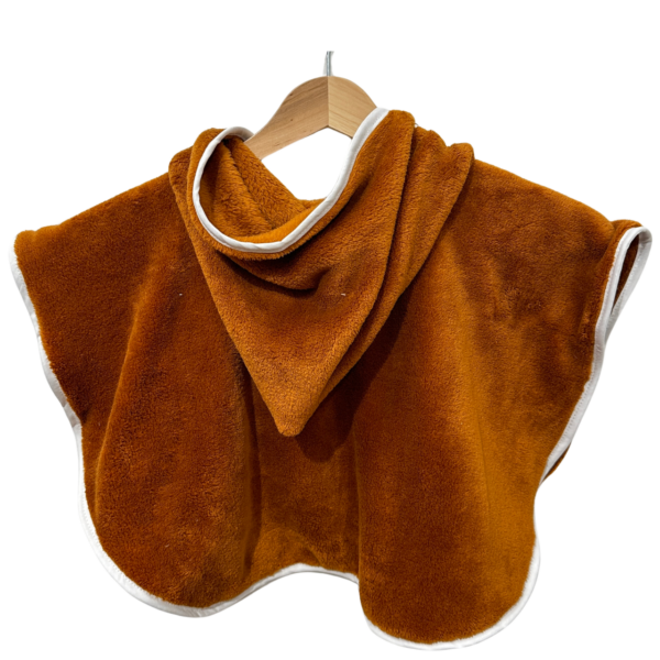 poncho polaire cognac